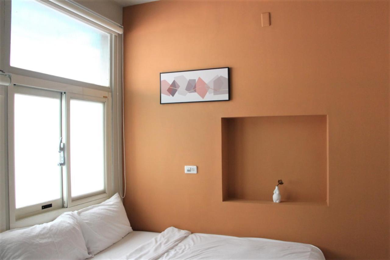 微趣 Wechill Hotel Tainan Luaran gambar