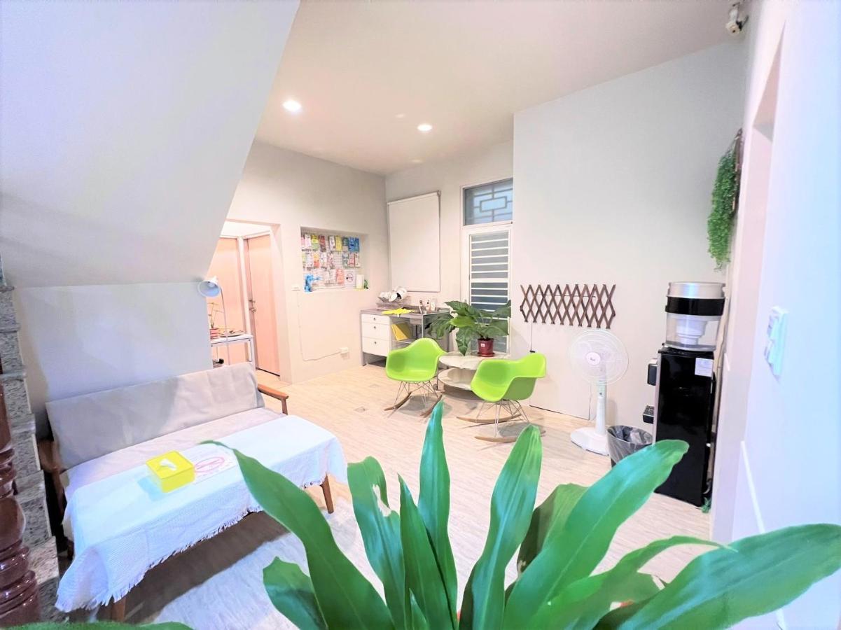 微趣 Wechill Hotel Tainan Luaran gambar