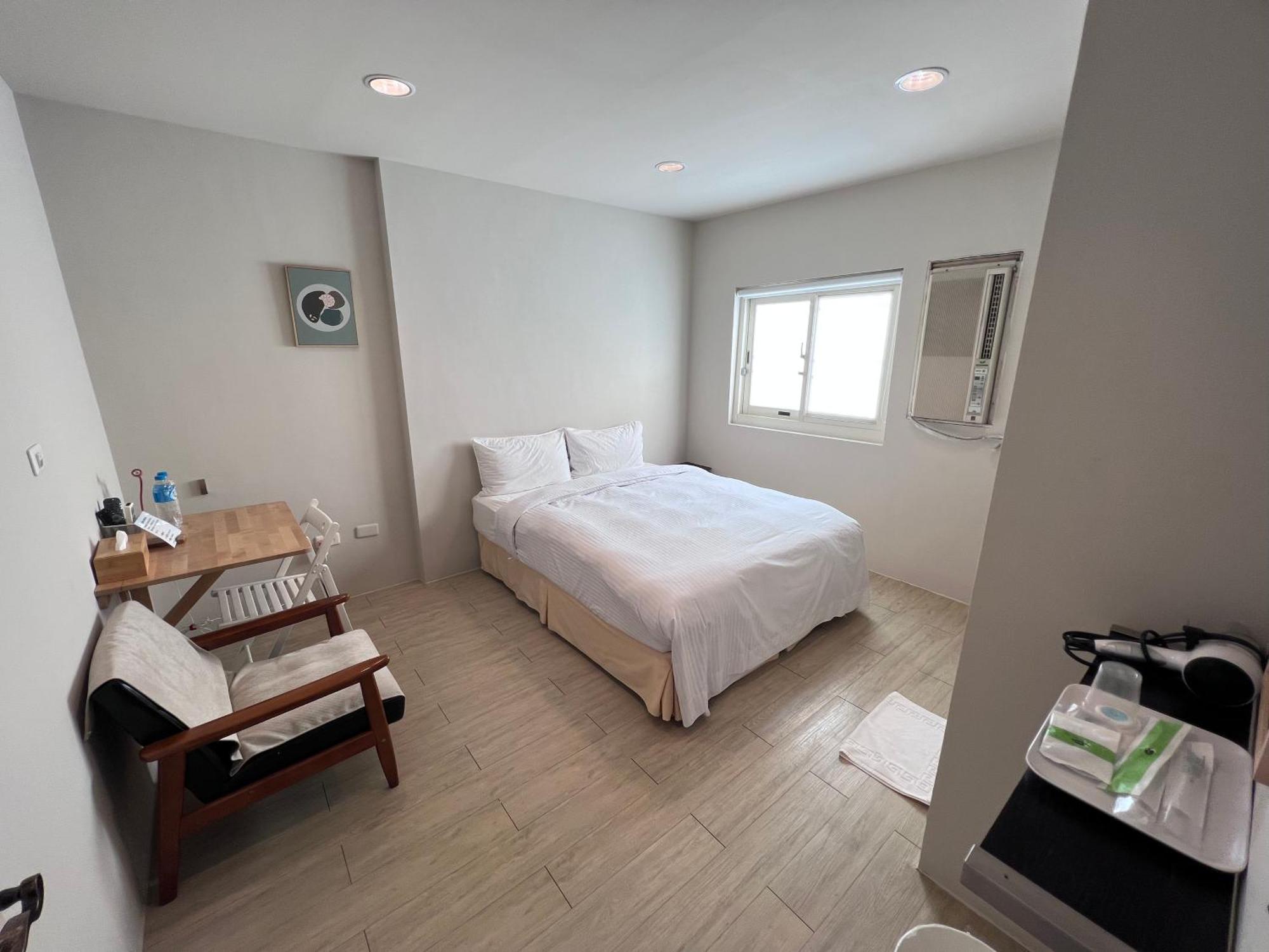 微趣 Wechill Hotel Tainan Luaran gambar