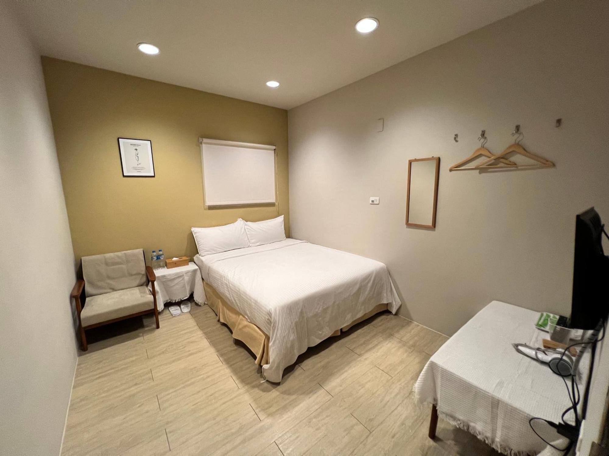 微趣 Wechill Hotel Tainan Luaran gambar