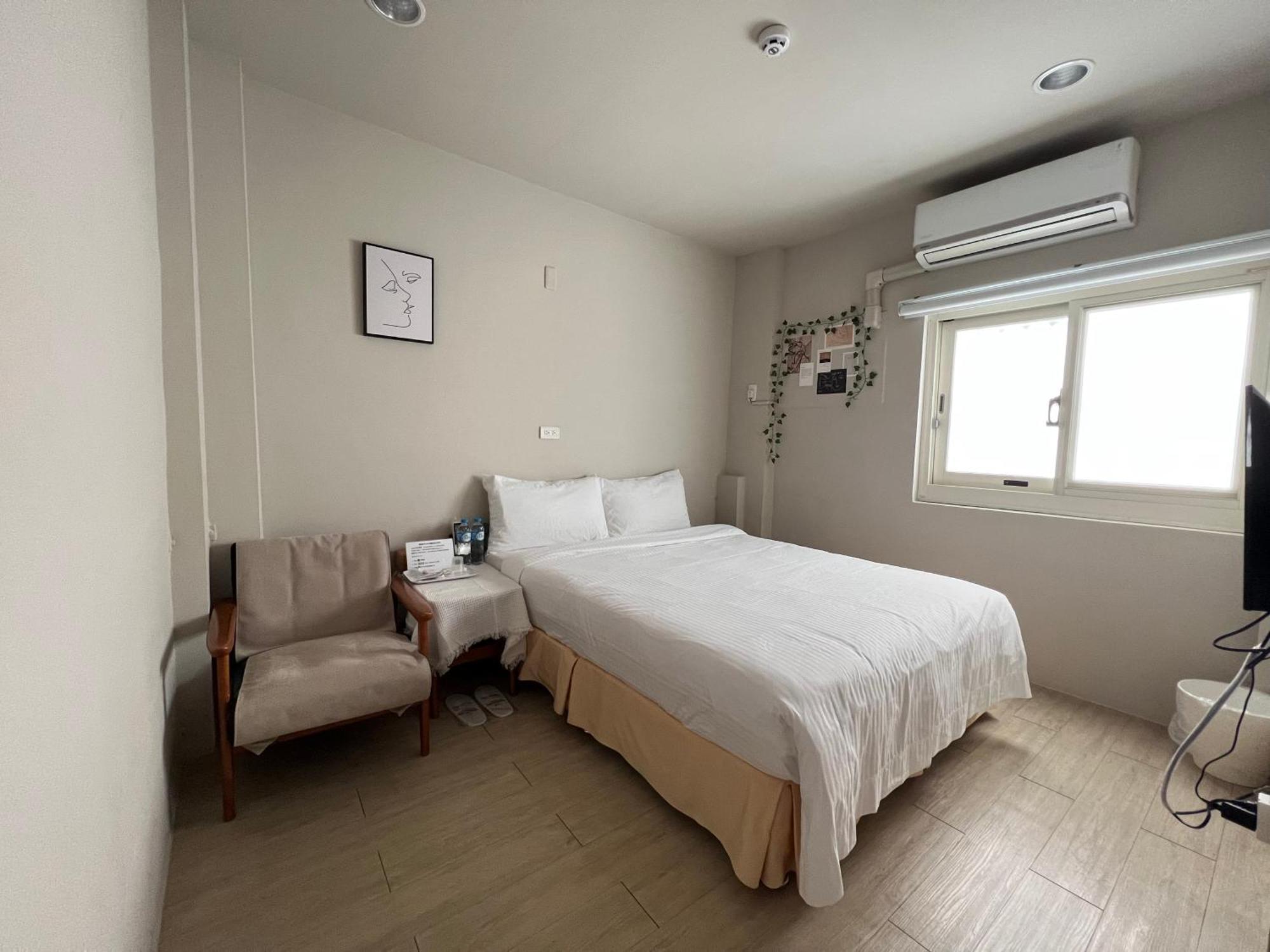 微趣 Wechill Hotel Tainan Luaran gambar