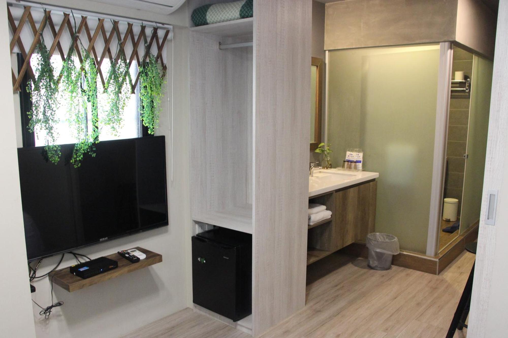 微趣 Wechill Hotel Tainan Luaran gambar